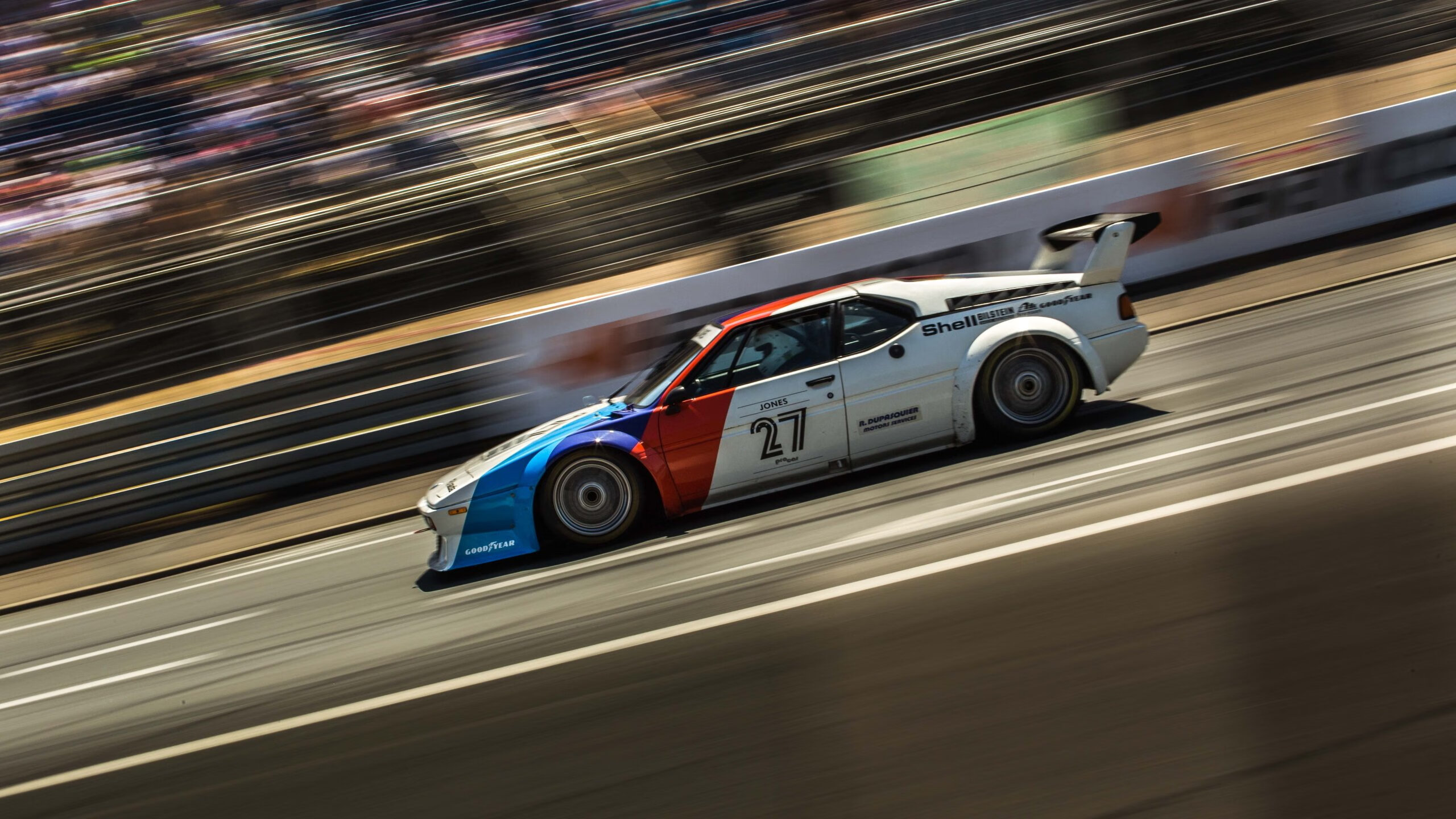 开云体育-克莱·汤普森佛光普照，深圳客场掀翻独行侠，一场经典的个人表演与团队胜利